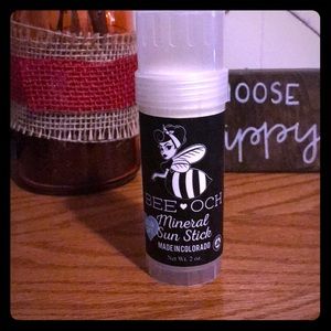 Bee Och mineral Sun Stick